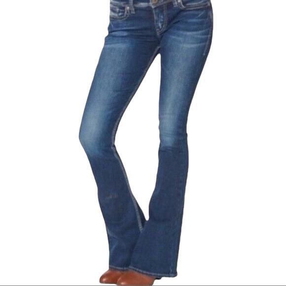 Silver Jeans Tuesday Boot Cut Medium Wash 7" Low Rise Size Women's 31W - 31L - Picture 1 of 15